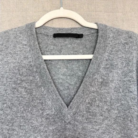 Jenni Kayne Cashmere Flynn Sweater in Grey - Picture 6 of 7